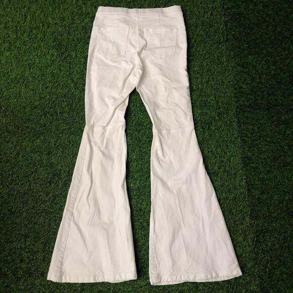 Women’s White Cello Stretchy Flare/Bell Bottom Chino Pant - Picture 3 of 7